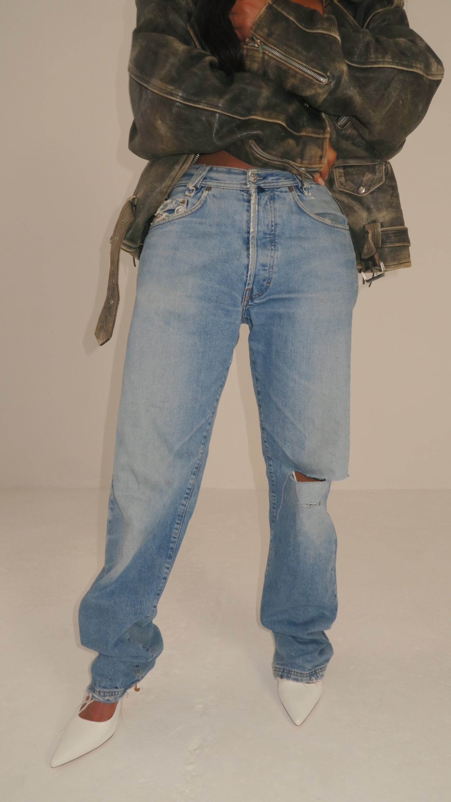 VINTAGE "DIESEL" LIGHT BLUE WASH DENIM JEAN