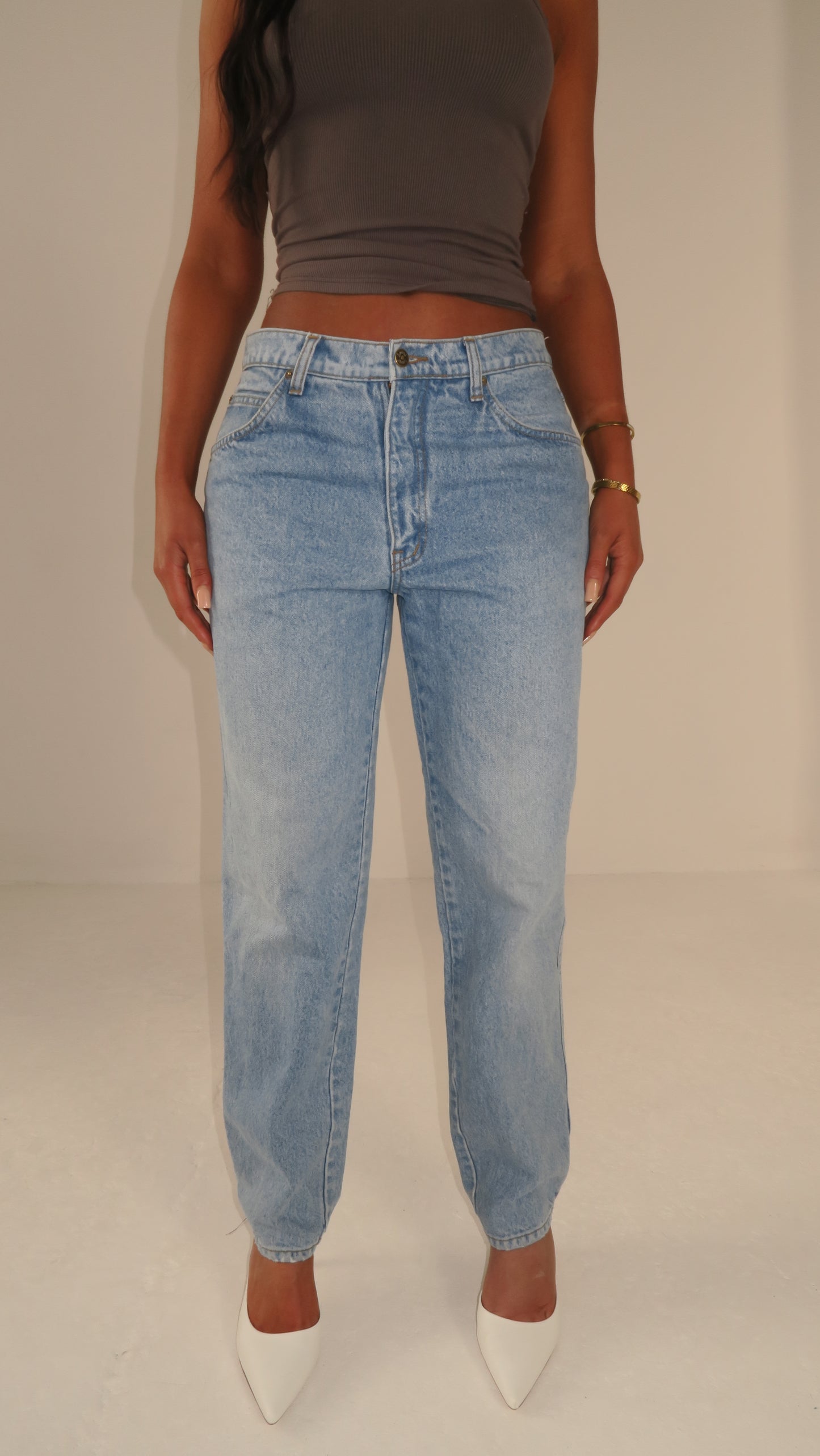 VINTAGE "FADE OUT" LIGHT BLUE WASH DENIM JEAN